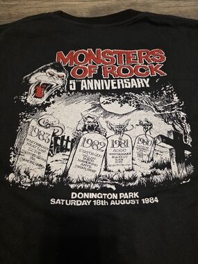 Vintage Monsters of Rock 5th Anniversary Donington Park T-Shirt  Black/White/Red
